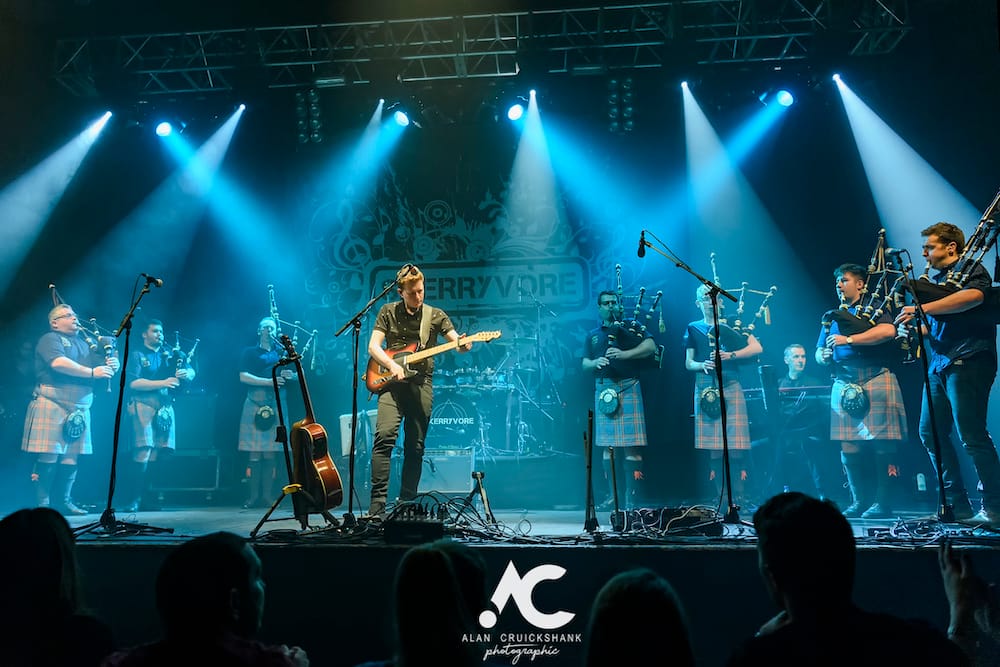 Skerryvore with City Of Inverness Pipe Band and Runrigs Iain Bayne December 2018 Ironworks Inverness November 2018 23 - Skerryvore, 7/12/2018 - Images