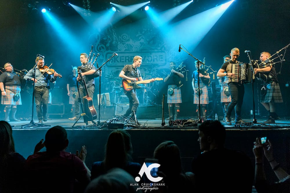 Skerryvore with City Of Inverness Pipe Band and Runrigs Iain Bayne December 2018 Ironworks Inverness November 2018 25 - Skerryvore, 7/12/2018 - Images