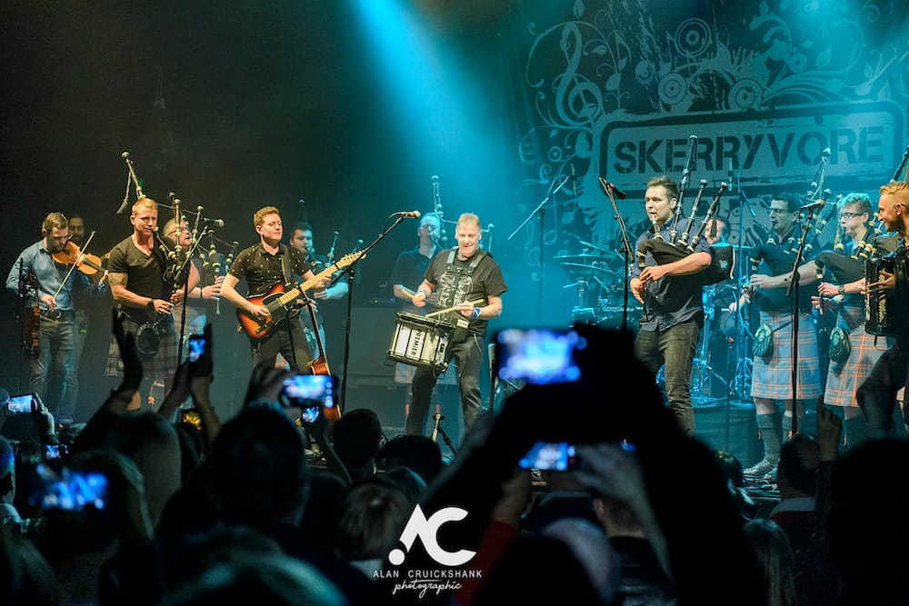 Skerryvore with City Of Inverness Pipe Band and Runrigs Iain Bayne December 2018 Ironworks Inverness November 2018 26 - Skerryvore, 7/12/2018 - Images