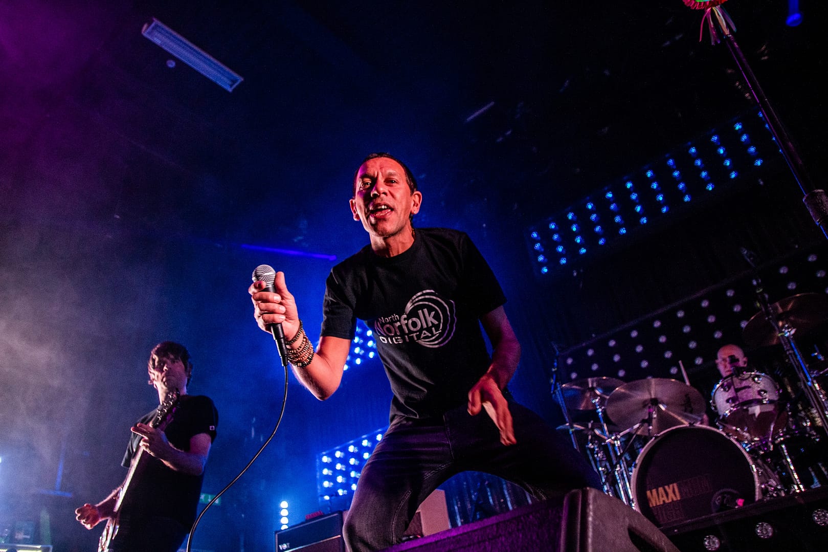 IMG 1906 530x353 - LIVE REVIEW - SHED SEVEN, 23/11/2021