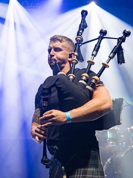 Skerryvore Inverness 8th December 2024 by Gordon Doherty 093121 450x600 - Skerryvore, Inverness 8/12/23 Photos