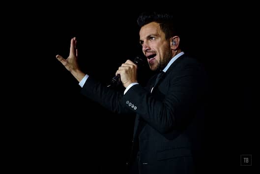 Peter Andre TBP04115 6 530x353 - Suited and Booted