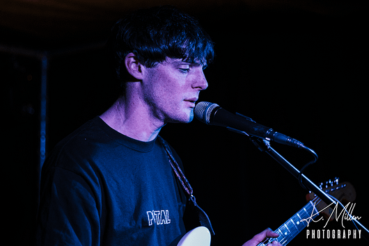 Beta Waves at Tooth Claw Inverness 0194 530x354 - Tenement TV Tour, 27/4/2019 - Images