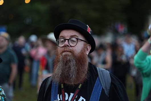 People at Belladrum 2023 by Jim Kennedy image no 2A8A2454 530x354 - Belladrum 2023 - Folk at the Fest