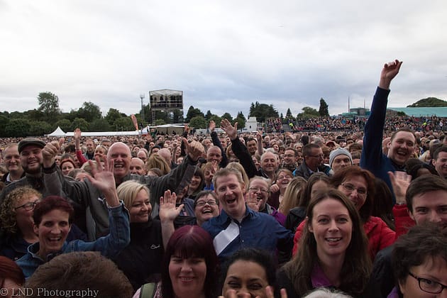 Crowd shot at Bryan Adams 2 Inverness on the 16th of July 2017 - Bryan Adams, 16/7/2017 - Images